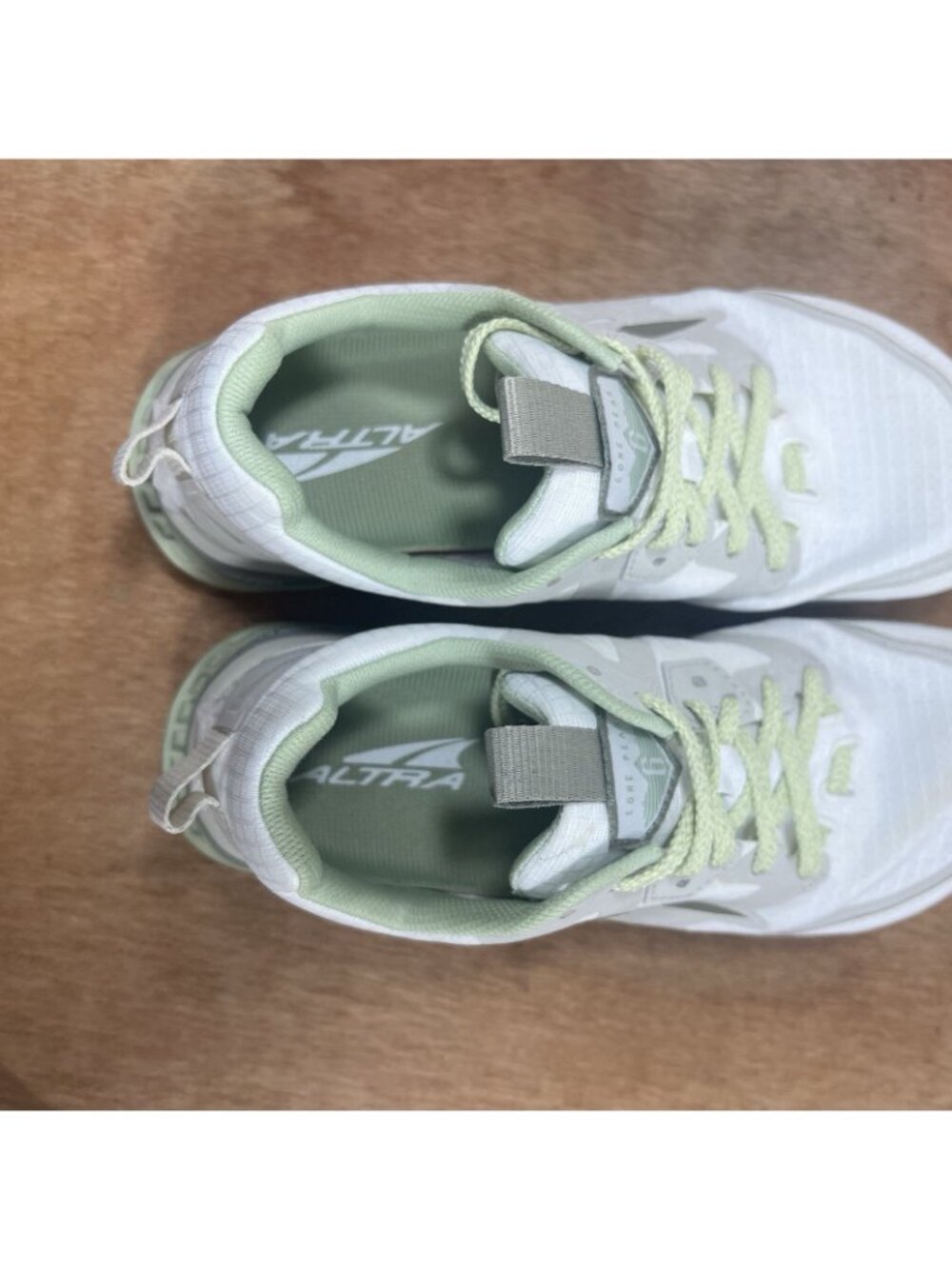 Altra Lone Peak 6 Women Size 7 Green Trail Road Running Shoes AL0A548E130 - Picture 9 of 10